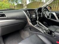 MITSUBISHI SHOGUN SPORT