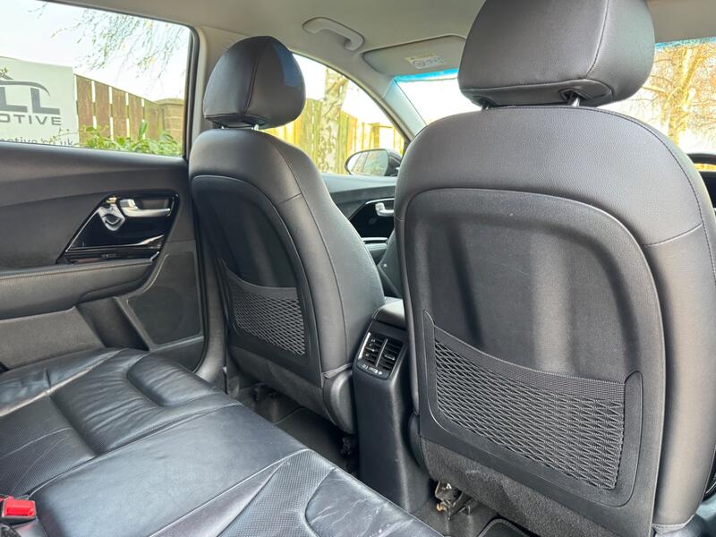 KIA NIRO