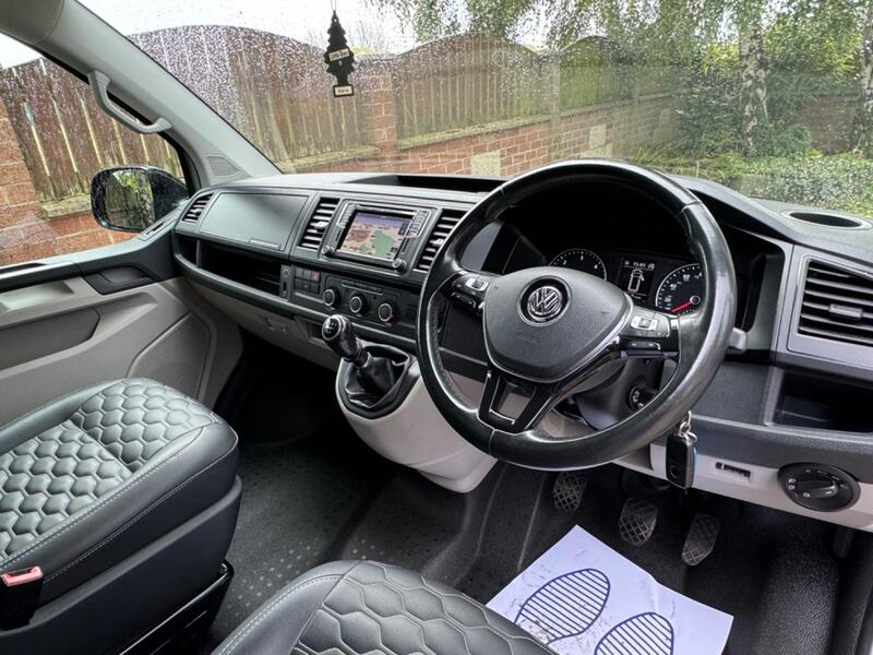 VOLKSWAGEN TRANSPORTER