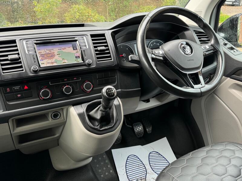 VOLKSWAGEN TRANSPORTER