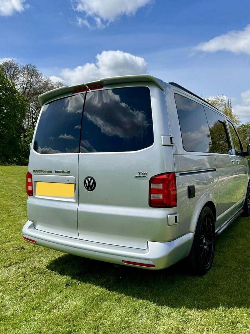 VOLKSWAGEN TRANSPORTER