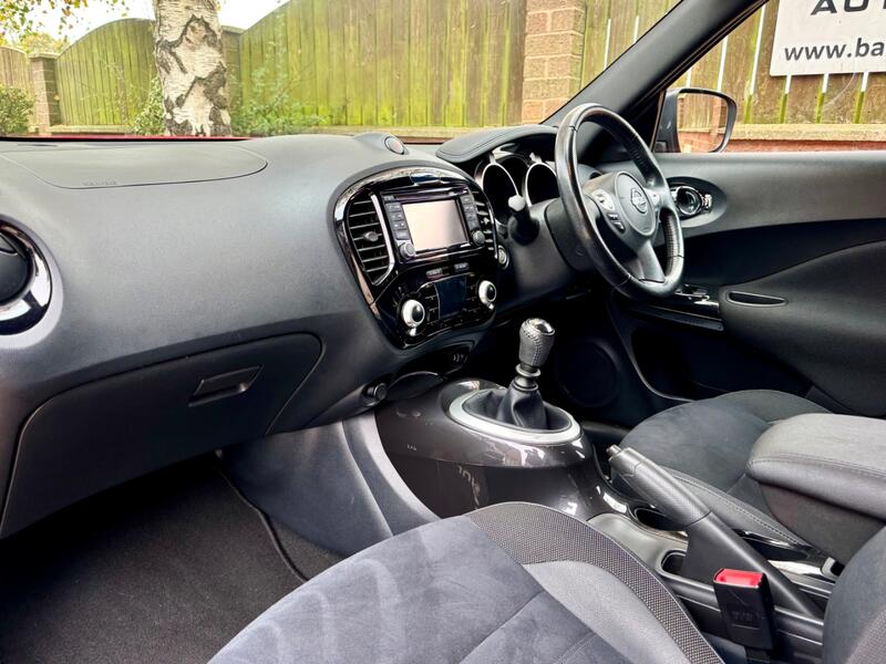 NISSAN JUKE