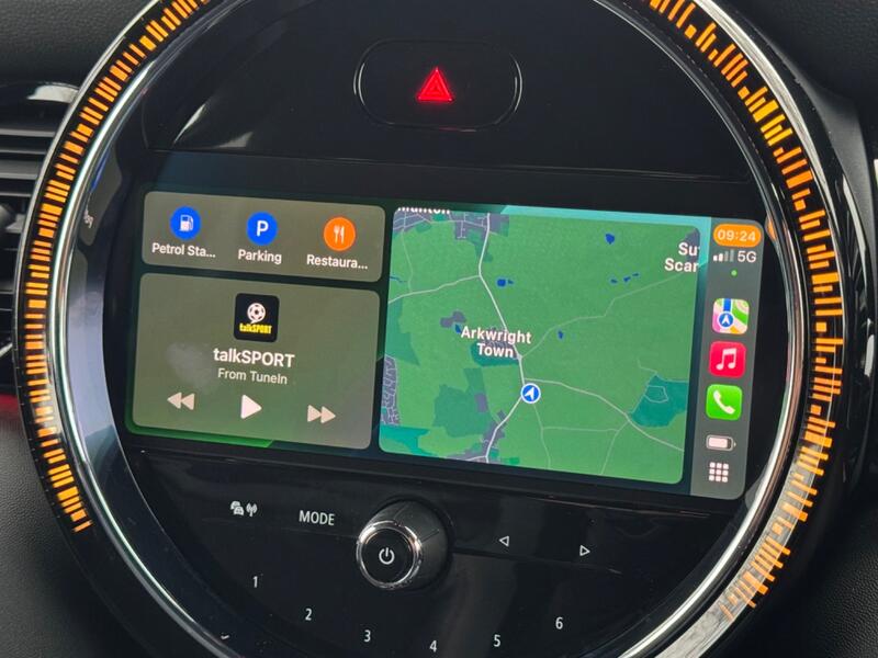 MINI HATCH