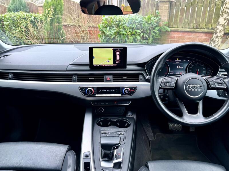 AUDI A4 AVANT