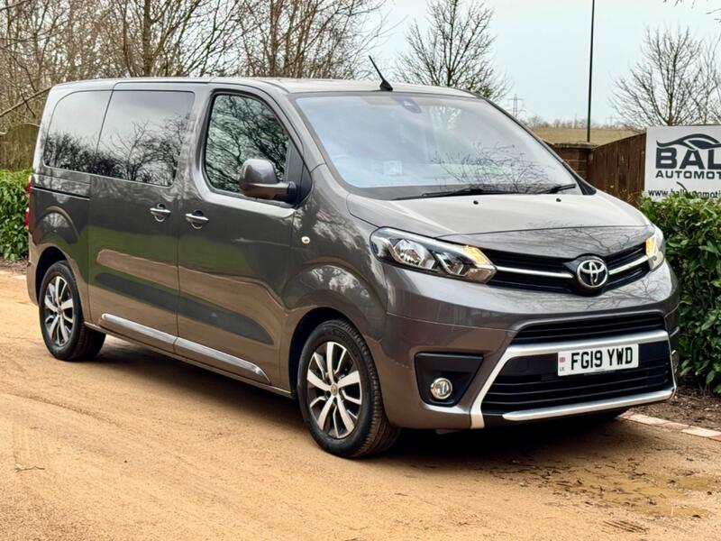 TOYOTA PROACE VERSO