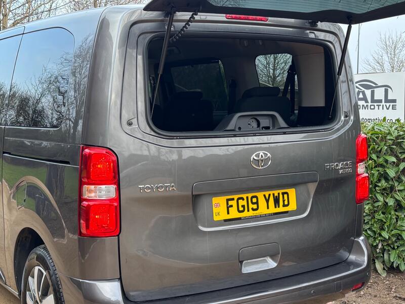 TOYOTA PROACE VERSO