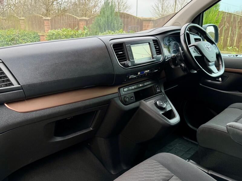 TOYOTA PROACE VERSO