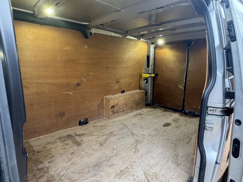 FORD TRANSIT CUSTOM