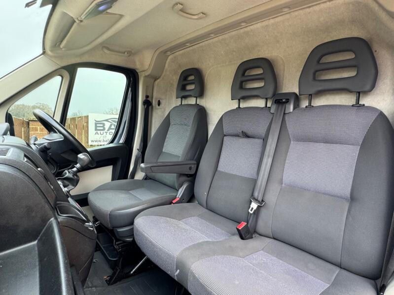 PEUGEOT BOXER