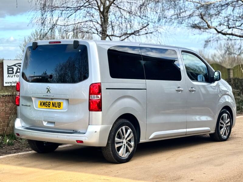 PEUGEOT TRAVELLER