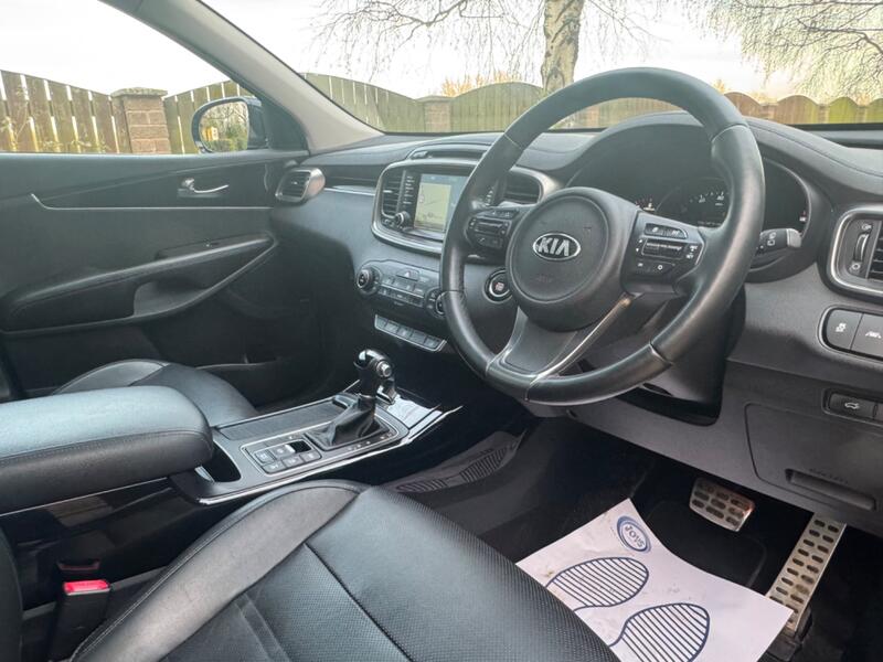KIA SORENTO