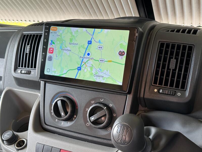 SWIFT ESCAPE 686