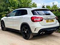 MERCEDES-BENZ GLA CLASS