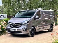 VAUXHALL VIVARO