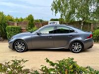 LEXUS IS