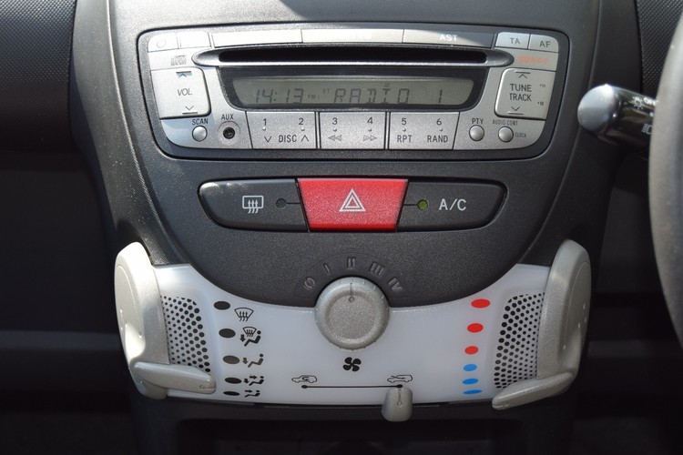 TOYOTA AYGO