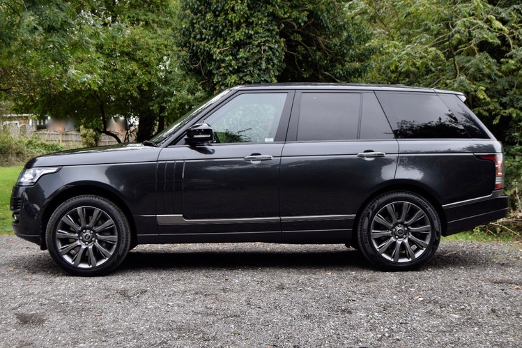 LAND ROVER RANGE ROVER