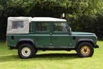 LAND ROVER DEFENDER