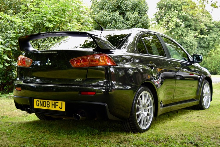 MITSUBISHI LANCER
