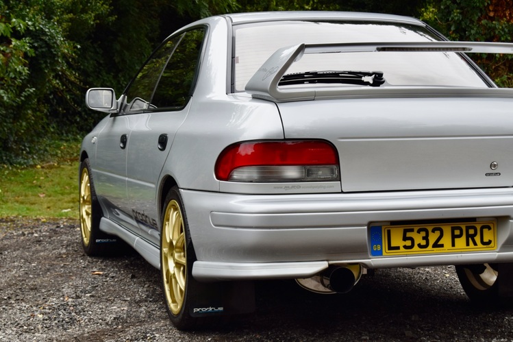 SUBARU IMPREZA