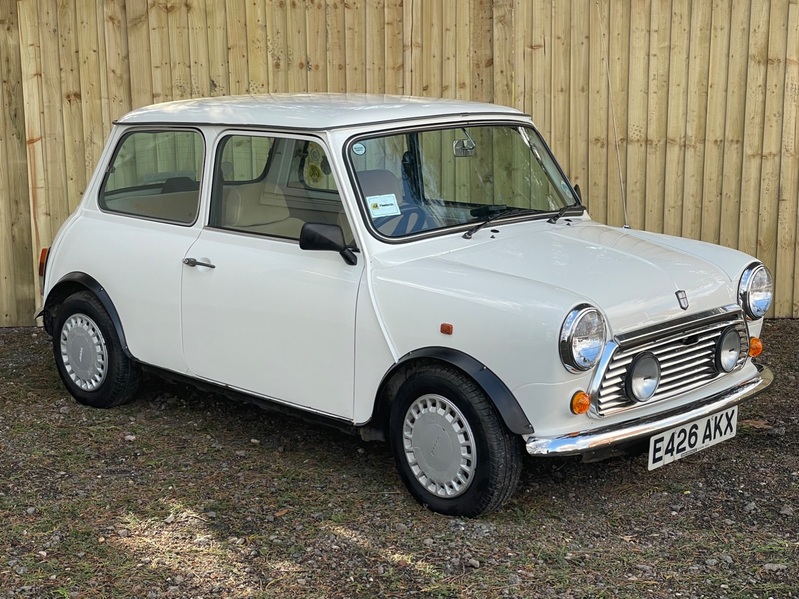 AUSTIN MINI
