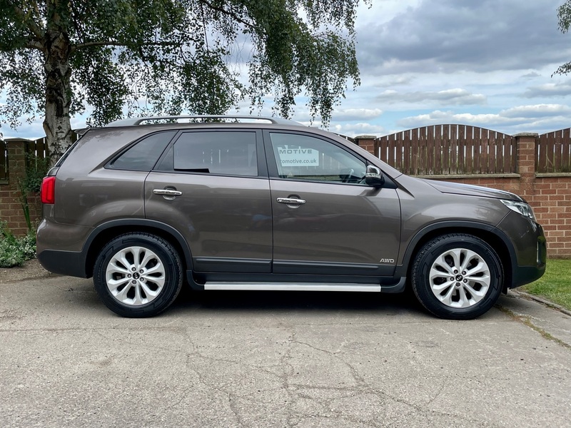 KIA SORENTO